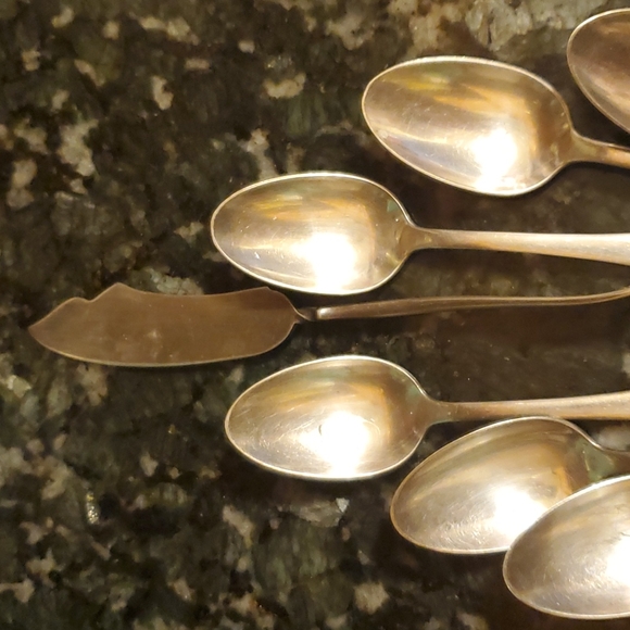 1847 Rogers Bros. XS triple Flatware 1849 - Picture 5 of 5